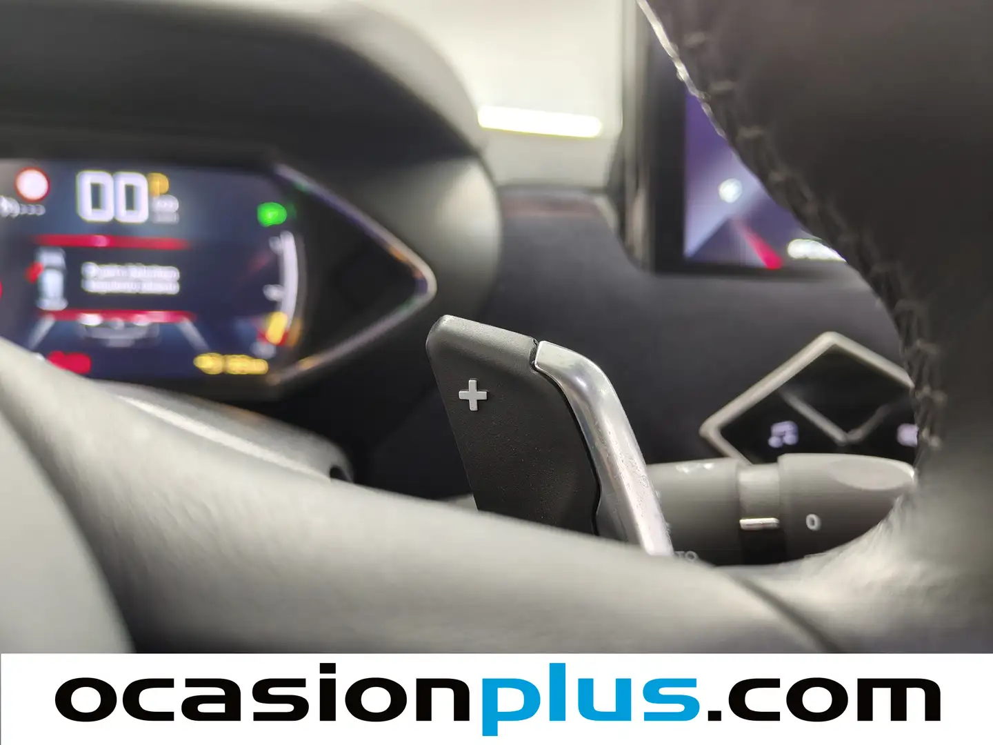 Foto DS DS 3 Crossback DS DS3 Crossback BlueHDi 130 Ines de la Fressange Auto (131 CV)