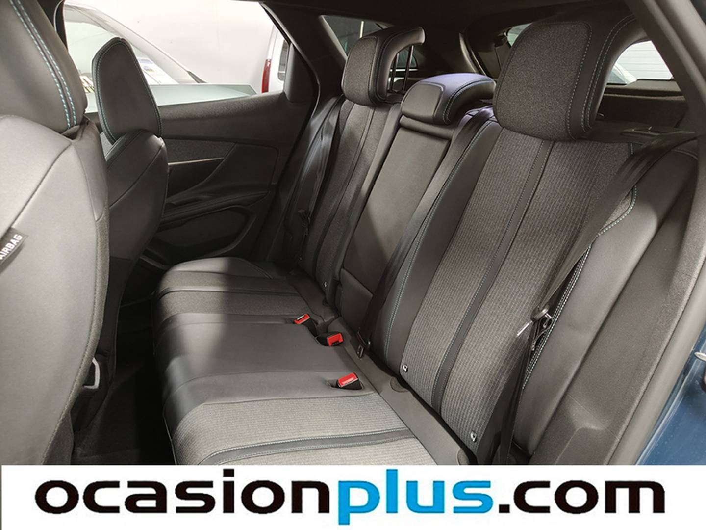 Foto Peugeot 3008 Peugeot 3008 PureTech 130 S&S Allure Pack EAT8 (130 CV)