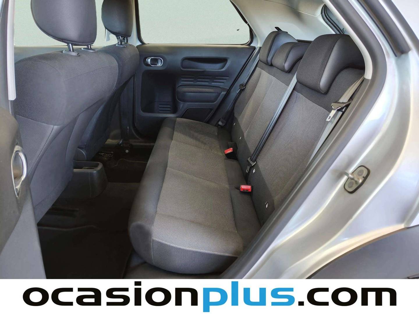 Foto asientos traseros Citroën C4 Cactus Citroën C4 Cactus 1.2 VTi Feel Fine (82 CV)