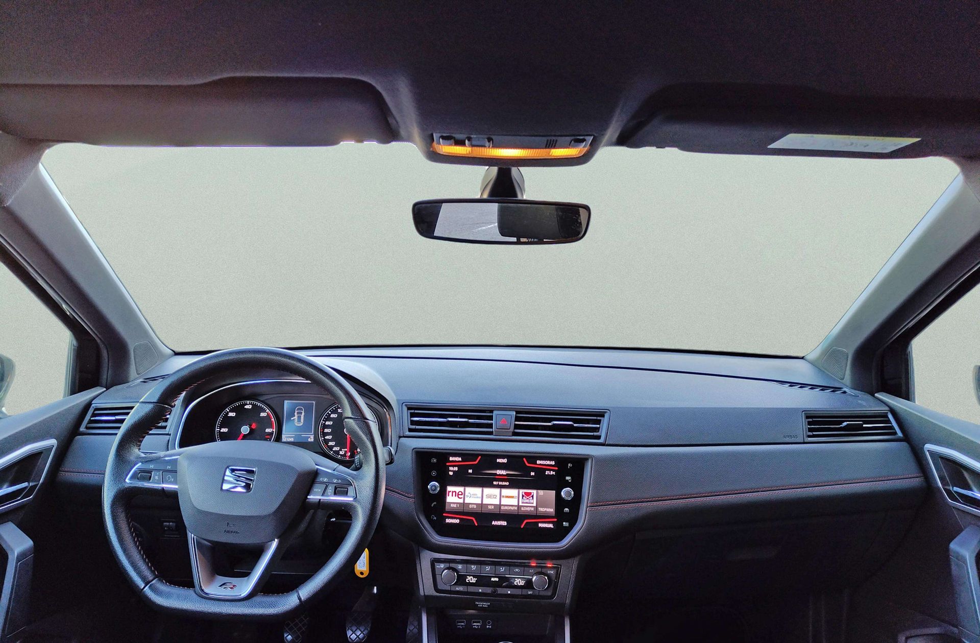 SEAT Arona 1.6 TDI Ecomotive FR - foto 6