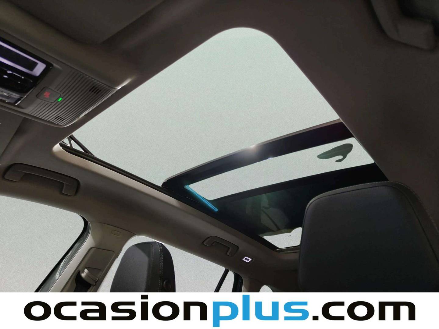 Equipamiento del Skoda Kodiaq Skoda Kodiaq 1.5 TSI m-HEV Design DSG 7 Plazas  (150 CV)