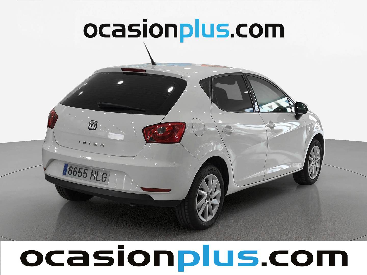 Foto trasera Seat Ibiza Seat Ibiza 1.6TDI CR Style (105 CV) derecha