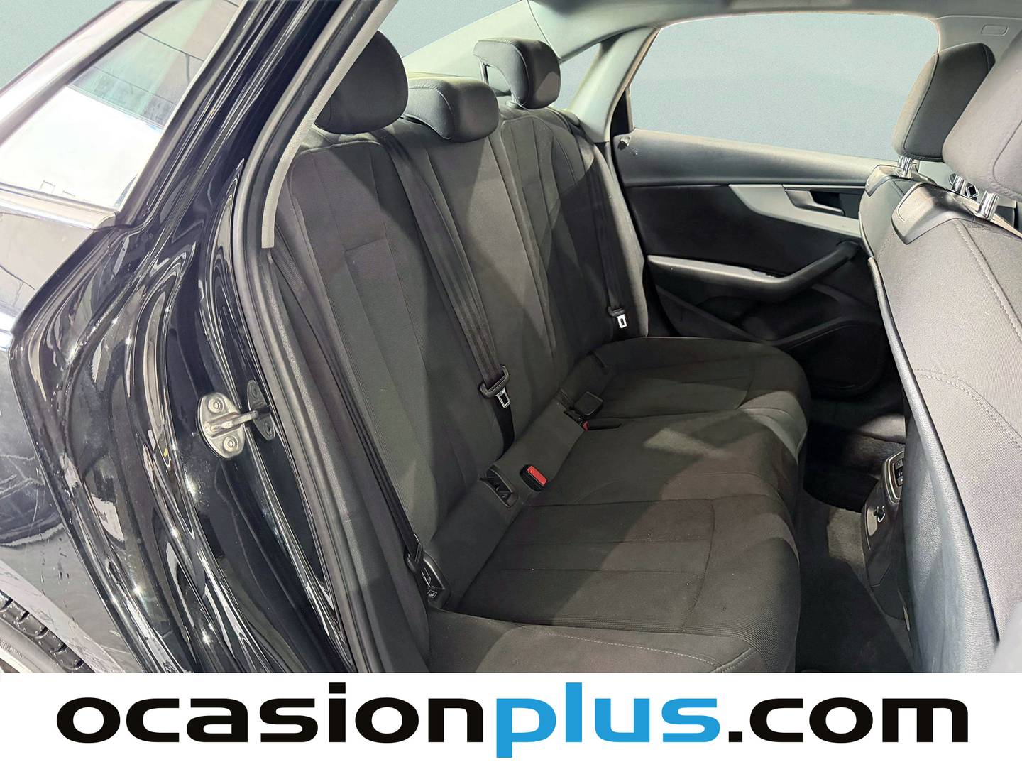 Foto Audi A4 Audi A4 S line edition 2.0 TDI (122 CV)