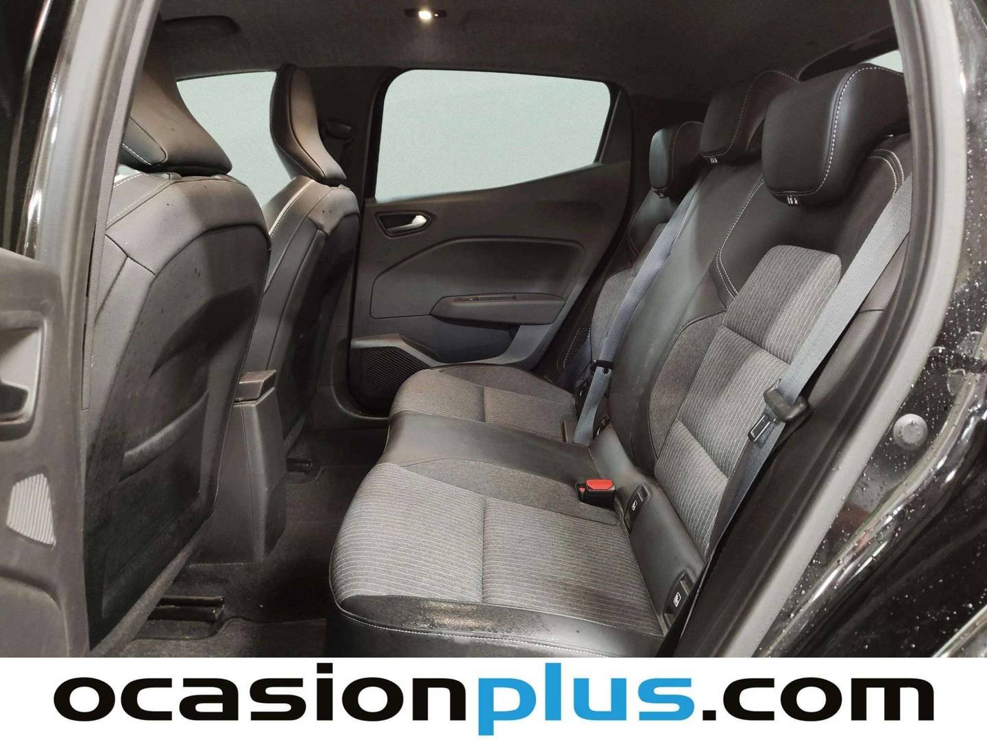 Foto asientos traseros Renault Clio Renault Clio Techno E-Tech Híbrido (140 CV)
