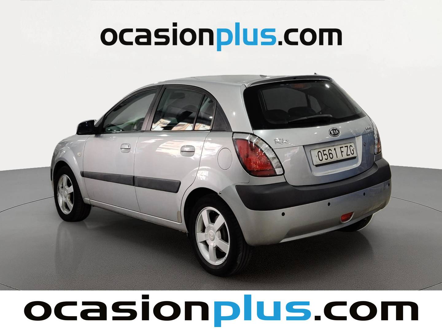 Foto trasera KIA Rio KIA Rio 1.5 CRDi Emotion (110 CV) izquierda