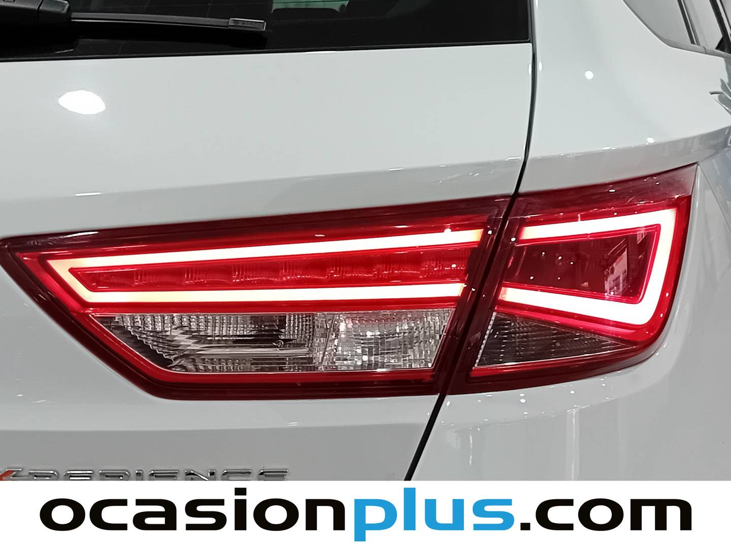 Seat León Seat León ST 1.8 TSI S&S X-perience 4Drive DSG (180 CV) al mejor precio