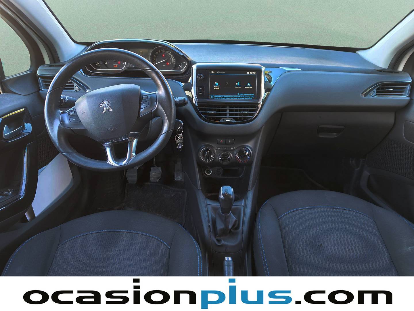 Foto Peugeot 208 Peugeot 208 PureTech Signature (82 CV)