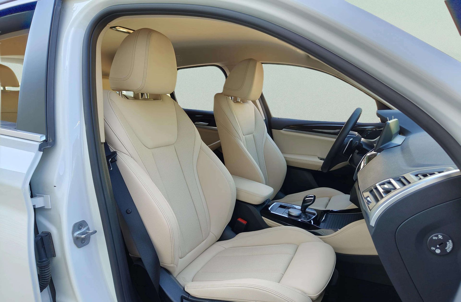 BMW X4 xDrive20d xLine - foto 21