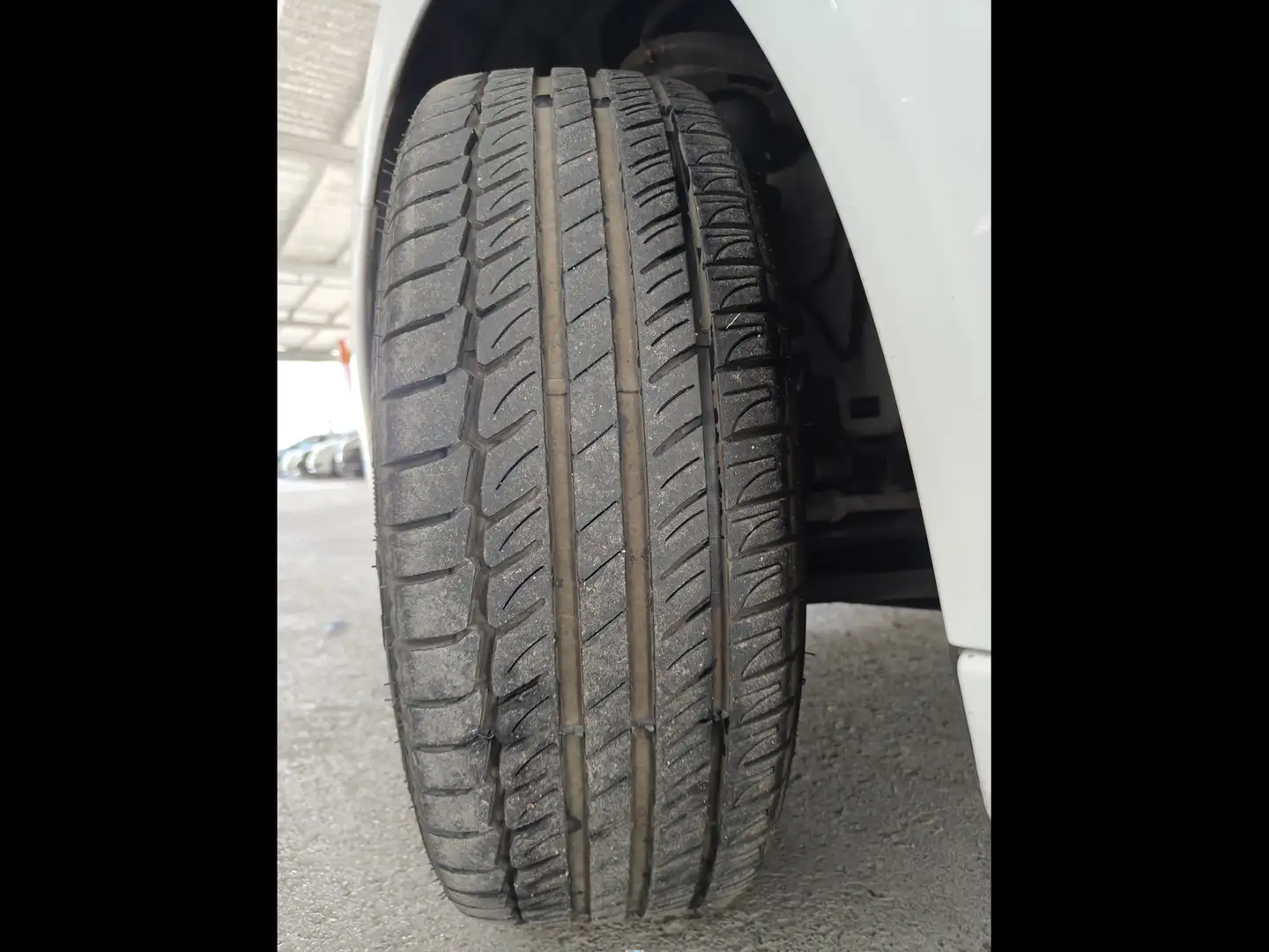 Foto Peugeot 208 Peugeot 208 Allure Hybrid eDCS6  (100 CV)