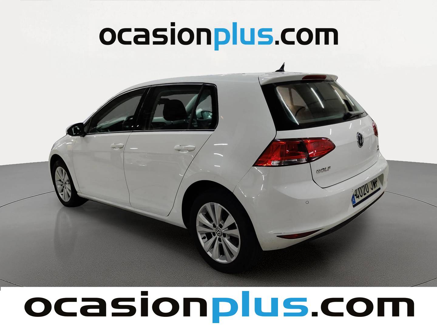 Foto trasera Volkswagen Golf Volkswagen Golf Special Edition 1.2 TSI BMT 81 kW (110 CV) derecha
