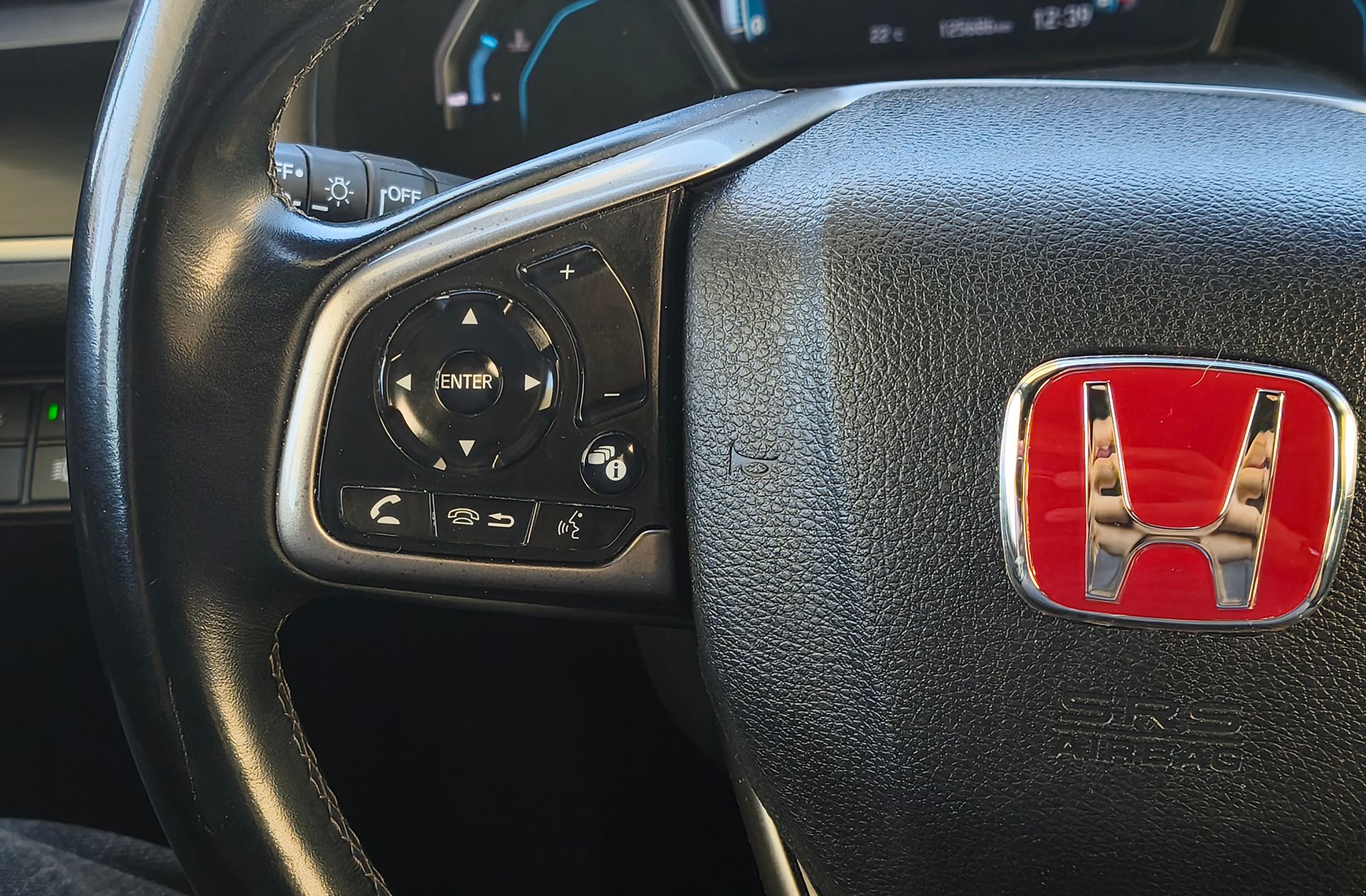 Honda Civic 1.0 I-VTEC Turbo Elegance Navi - foto 30