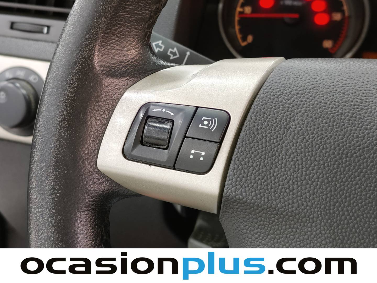 Opel Astra Opel Astra 1.9 CDTI Twin Top Enjoy (150 CV) seminuevo