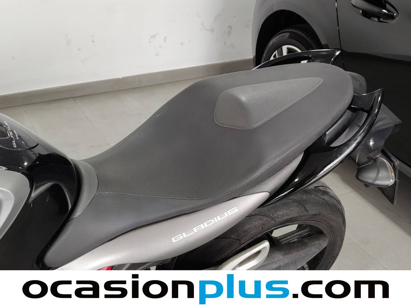 Foto Suzuki Gladius SV 650 ABS Suzuki Gladius SV 650 ABS (48 CV)