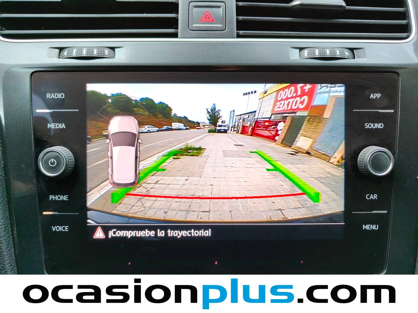 Equipamiento del Volkswagen Golf Volkswagen Golf Sport 1.6 TDI (115 CV) DSG