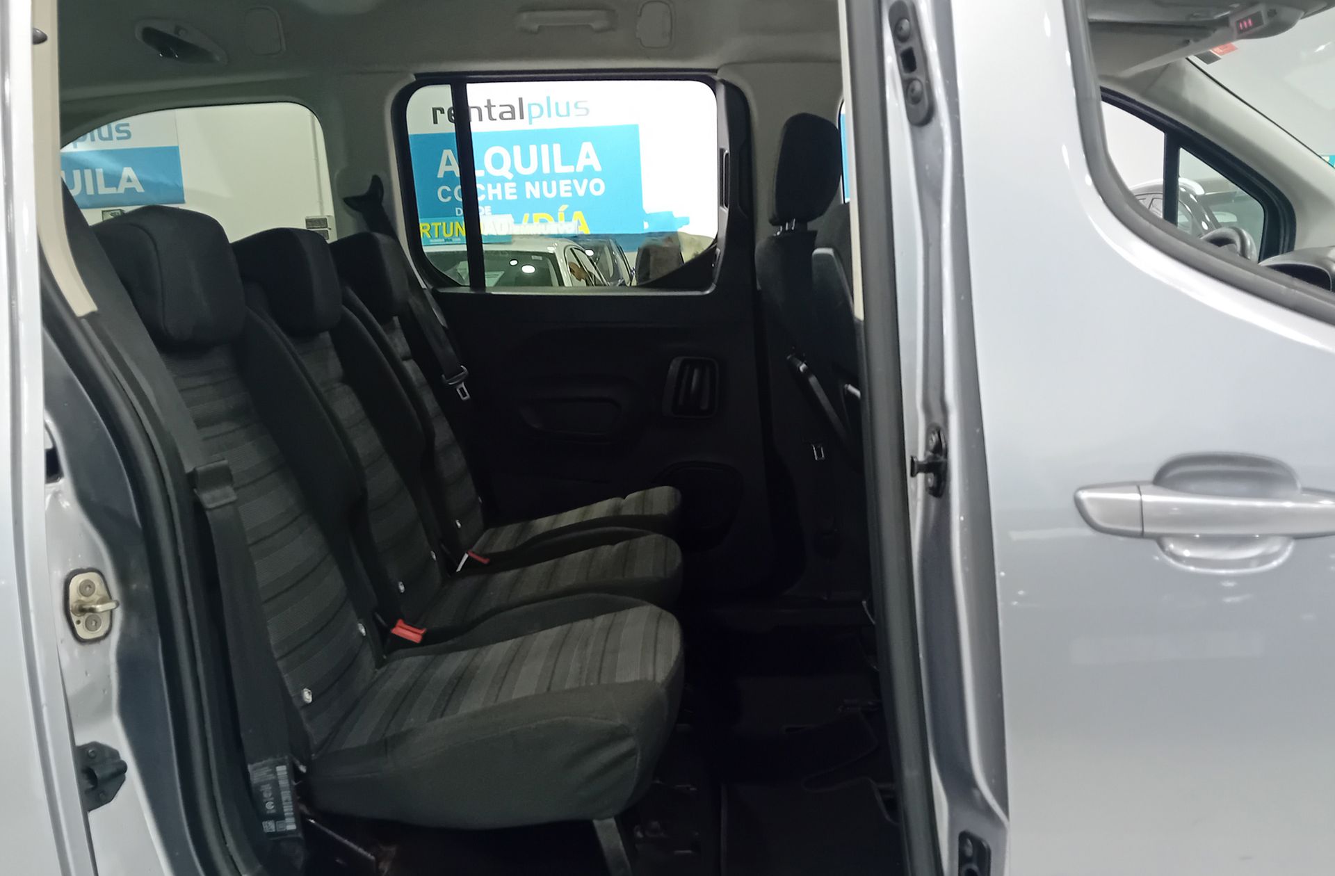 Opel Combo 1.5 TD Selective XL - foto 13