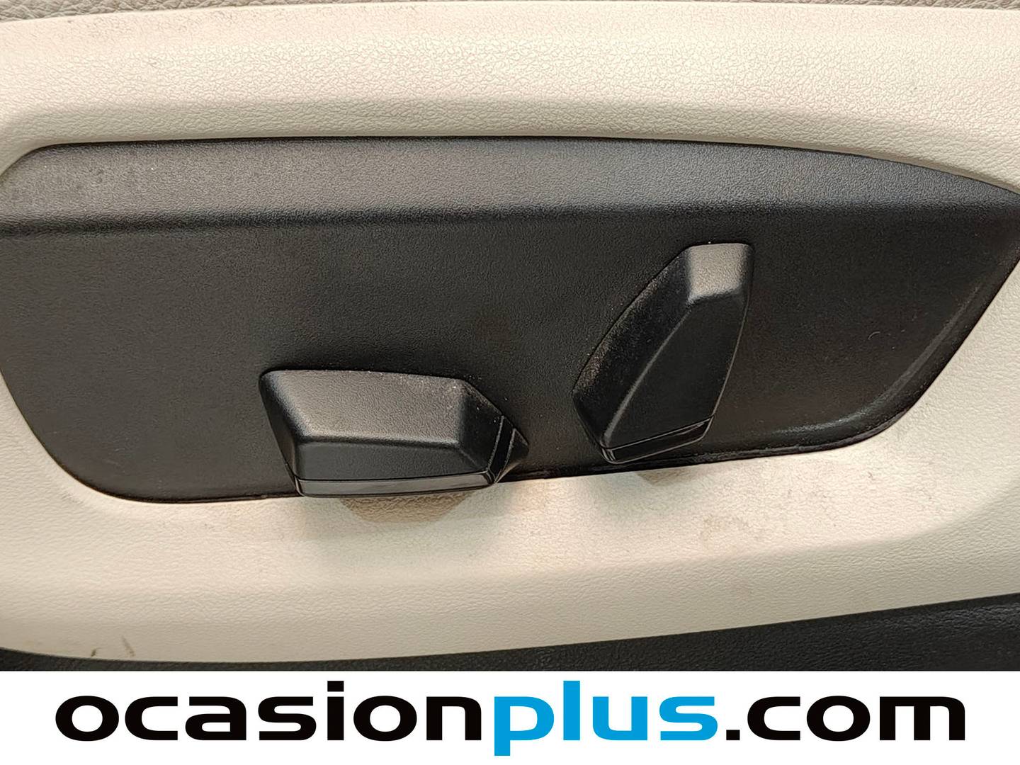 Equipamiento del BMW X5 BMW X5 sDrive25d  (231 CV) 7 Plazas