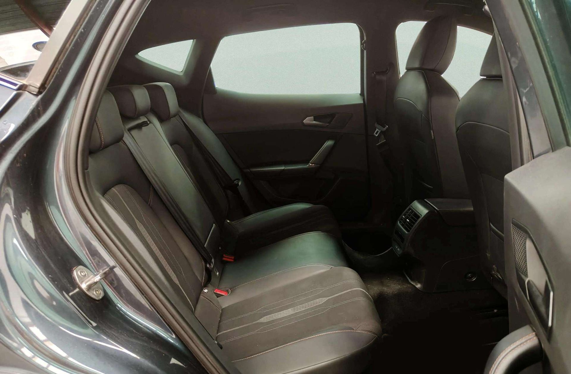 Cupra Formentor 1.4 e-Hybrid DSG - foto 23