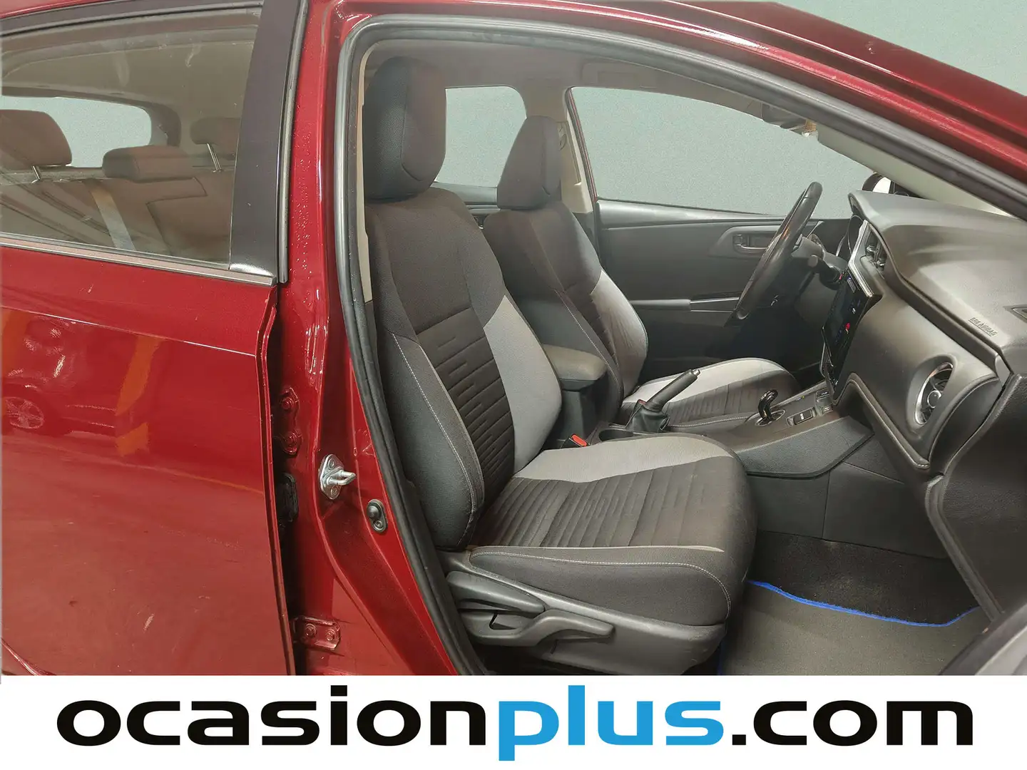 Foto Toyota Auris Toyota Auris 140H Hybrid Feel! (136 CV)