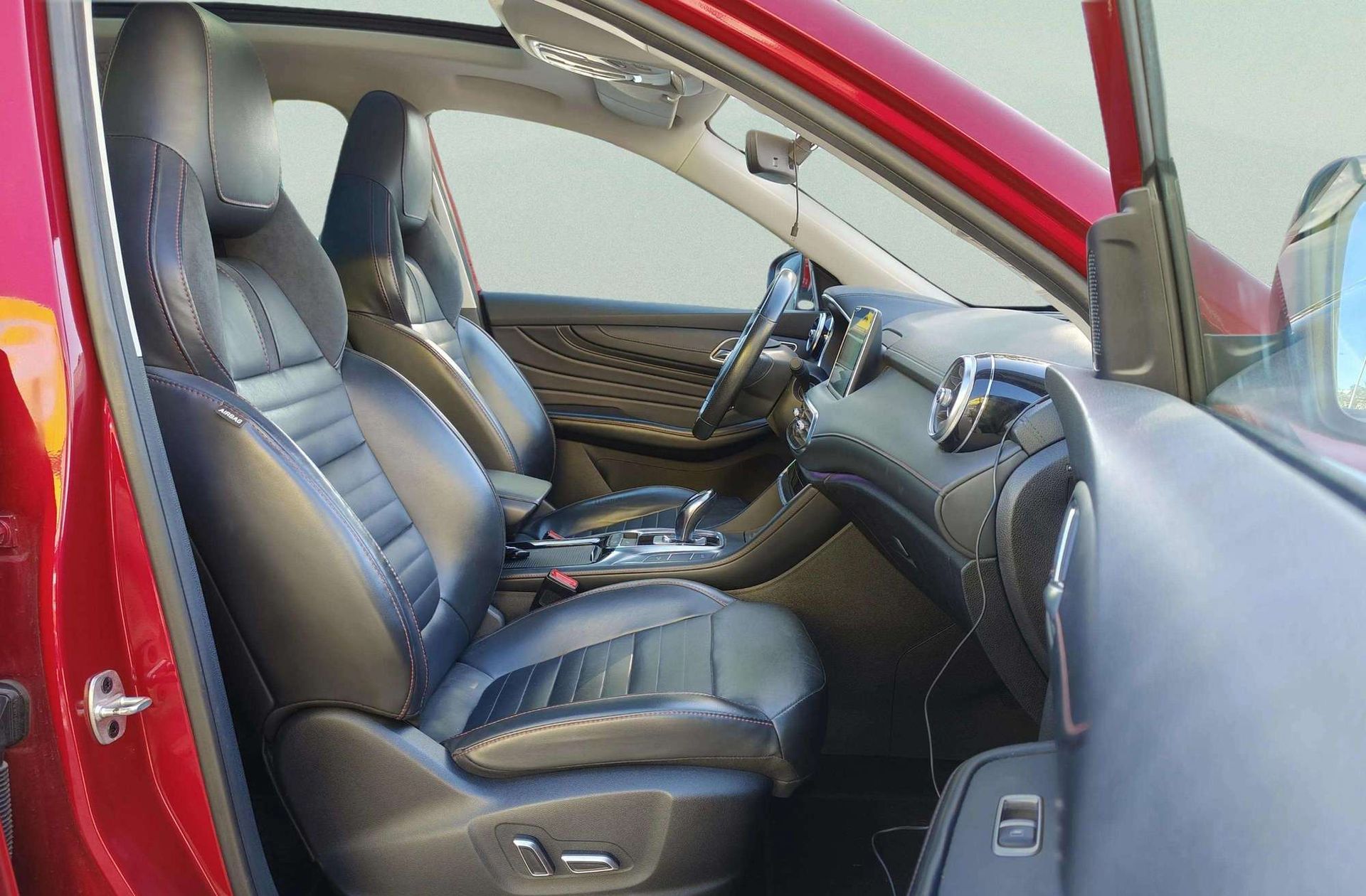 MG EHS 1.5 T-GDi PHEV Luxury - foto 28