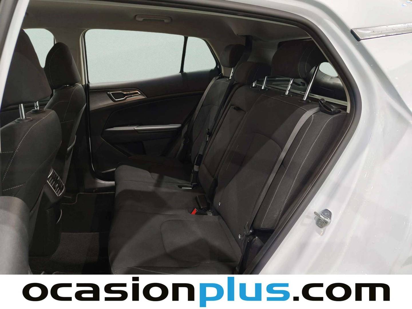 Foto asientos traseros KIA Sportage KIA Sportage 1.6 CRDi MHEV Business 4x2 (136 CV)