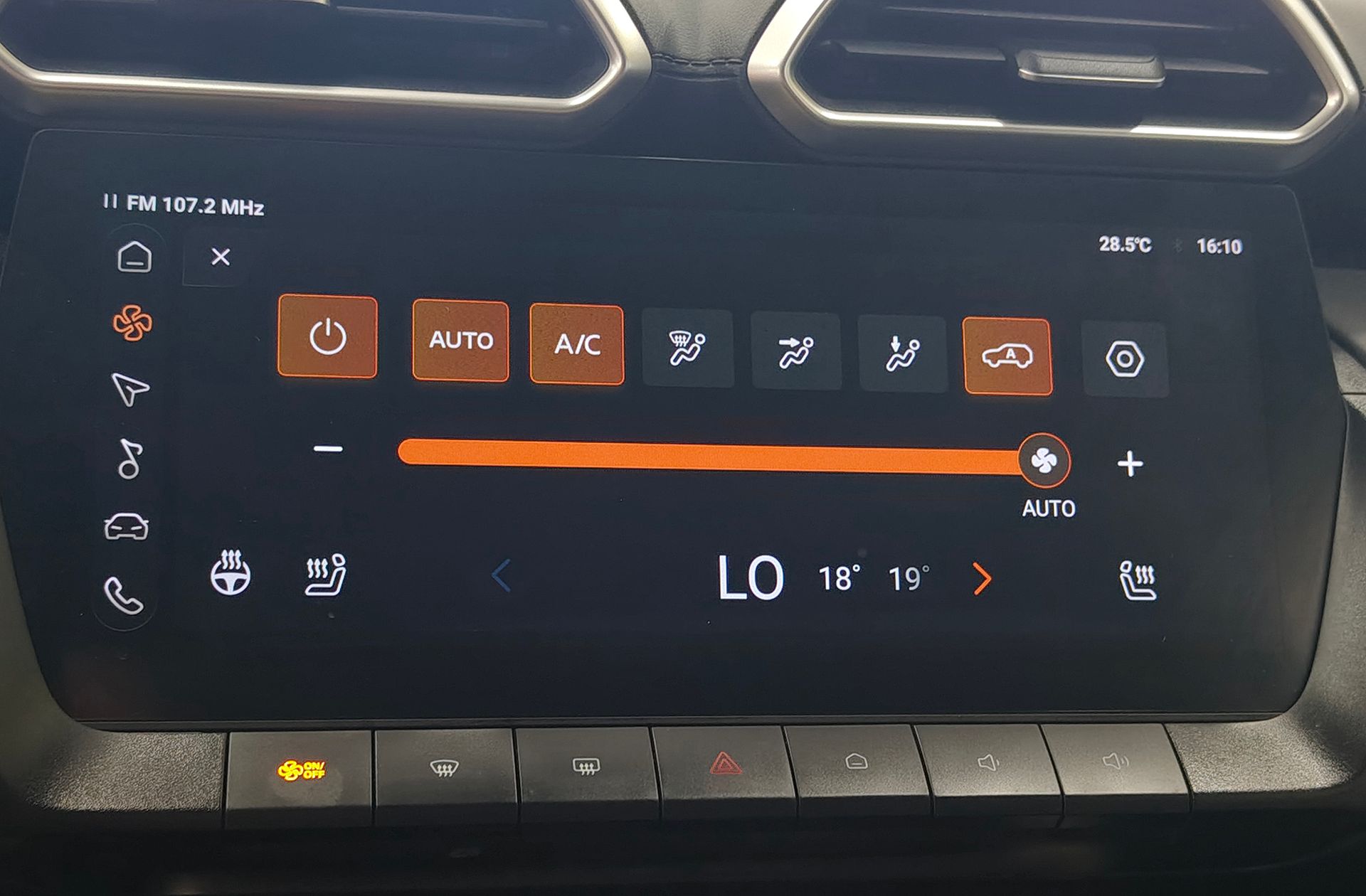 MG ZS 1.5 Hybrid+ Luxury - foto 32