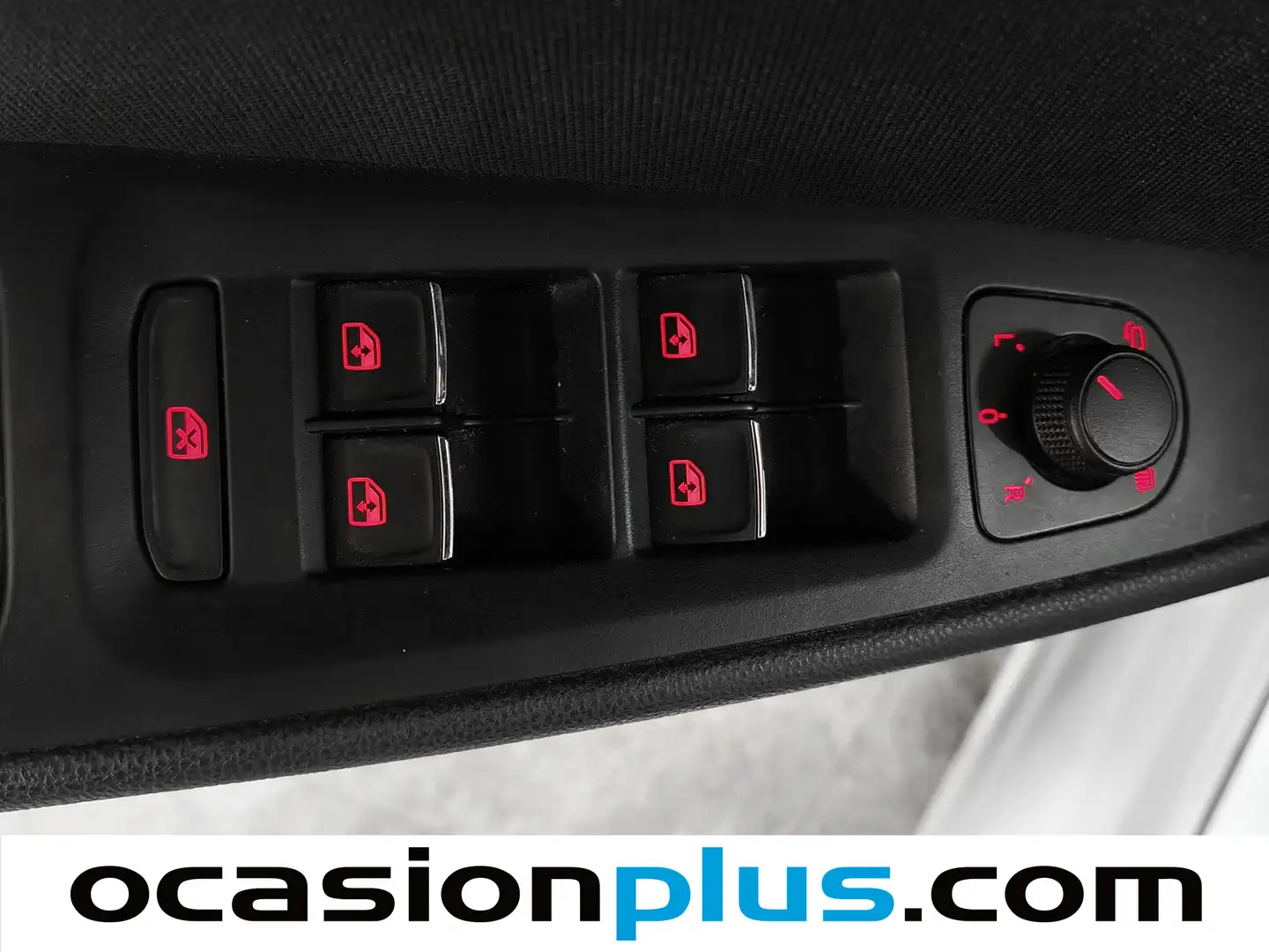 Foto Seat León SEAT León 1.5 TGI GNC S&S FR Edition Plus DSG (130 CV)