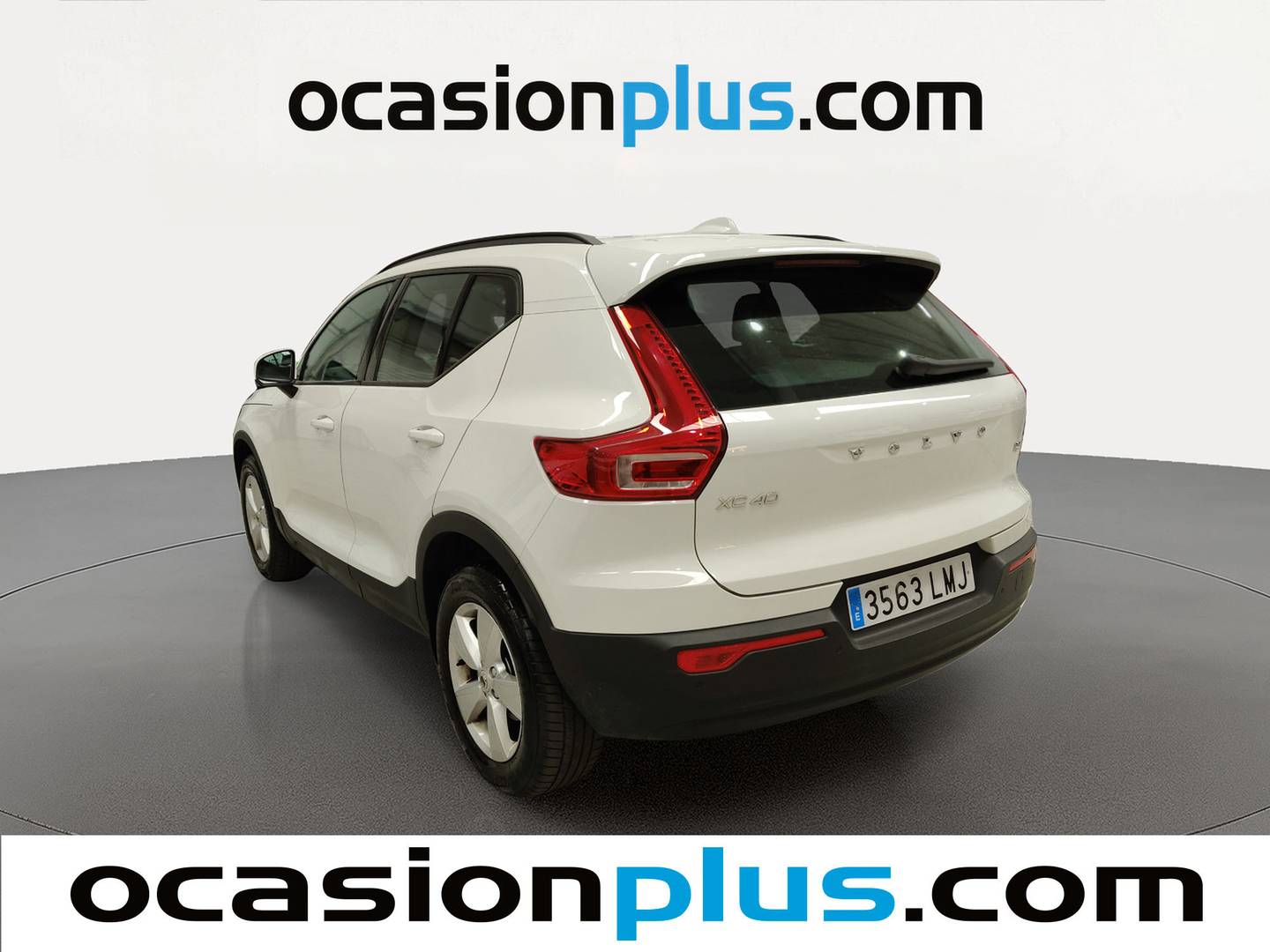 Foto trasera Volvo XC40 Volvo XC40 T2 Momentum Core (129 CV) izquierda