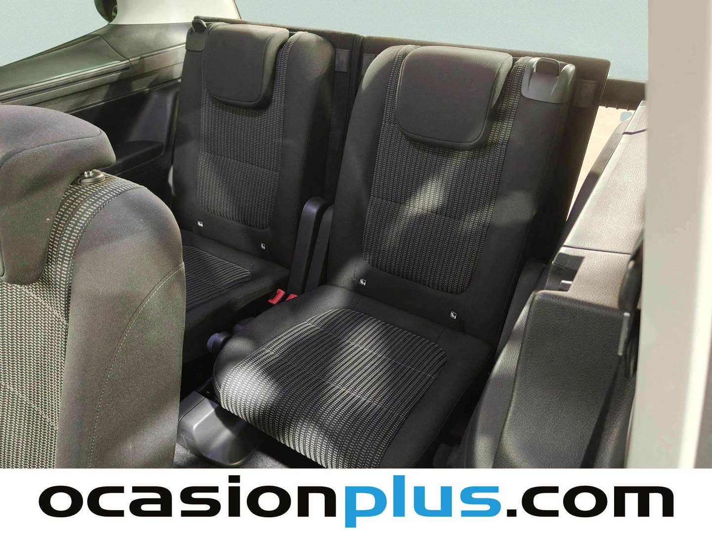 Extras y acabados del Seat Alhambra Seat Alhambra 1.4 TSI S&S Style Go (150 CV) 7 Plazas