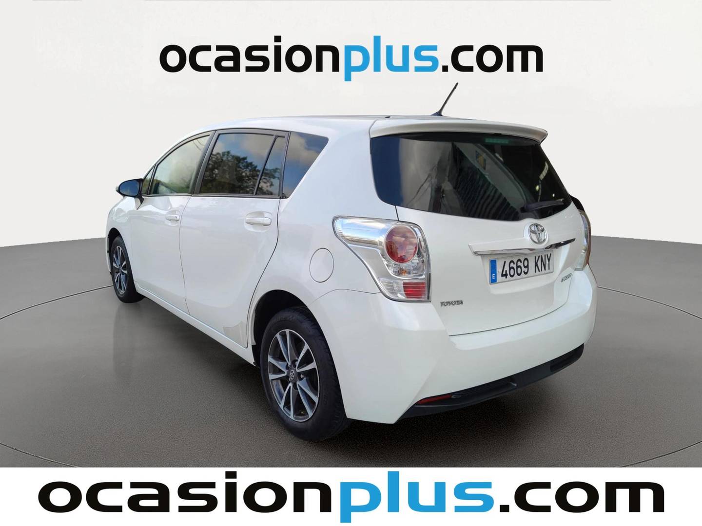 Foto trasera Toyota Verso Toyota Verso 115D Advance (112 CV) izquierda