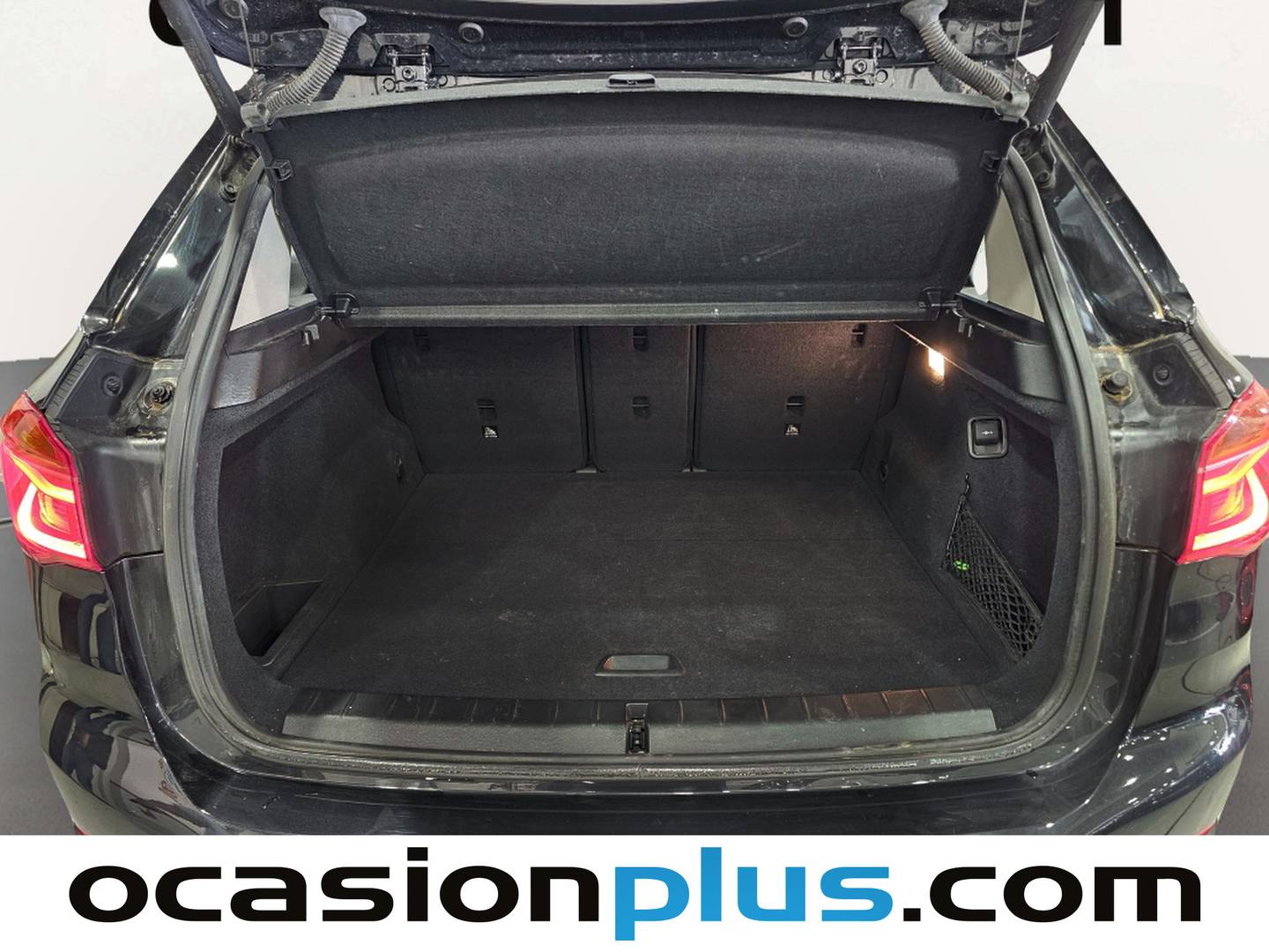 Fotos maletero BMW X1 BMW X1 sDrive18d (150 CV)