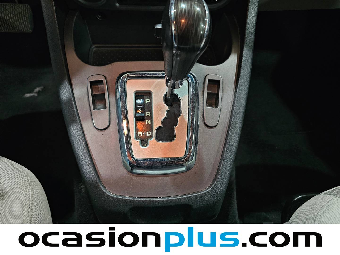 SsangYong Rodius SsangYong Rodius D22T Premium Auto (178 CV) 7 PLAZAS de segunda mano