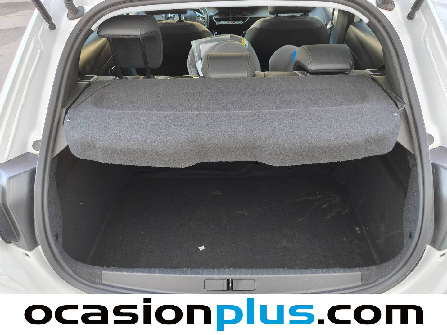 Foto Peugeot 208 Peugeot 208 Allure Hybrid eDCS6 (100 CV)