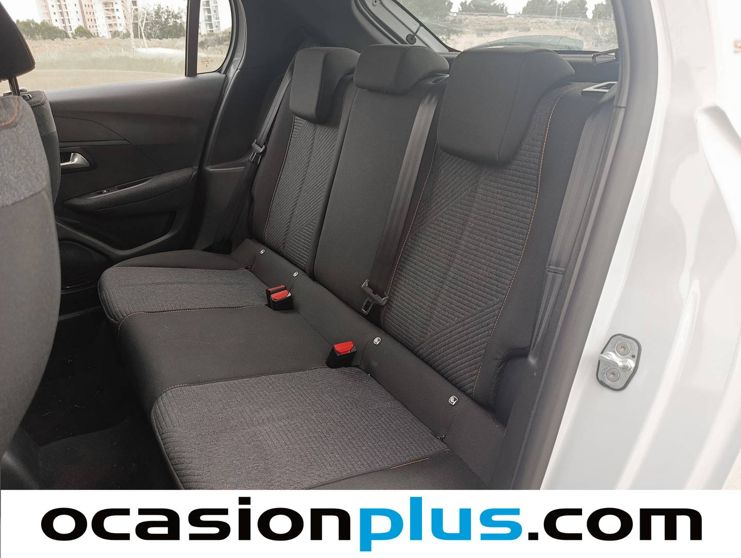 Foto asientos traseros Peugeot 208 Peugeot 208 Style Hybrid 110 eDCS6 (110 CV)