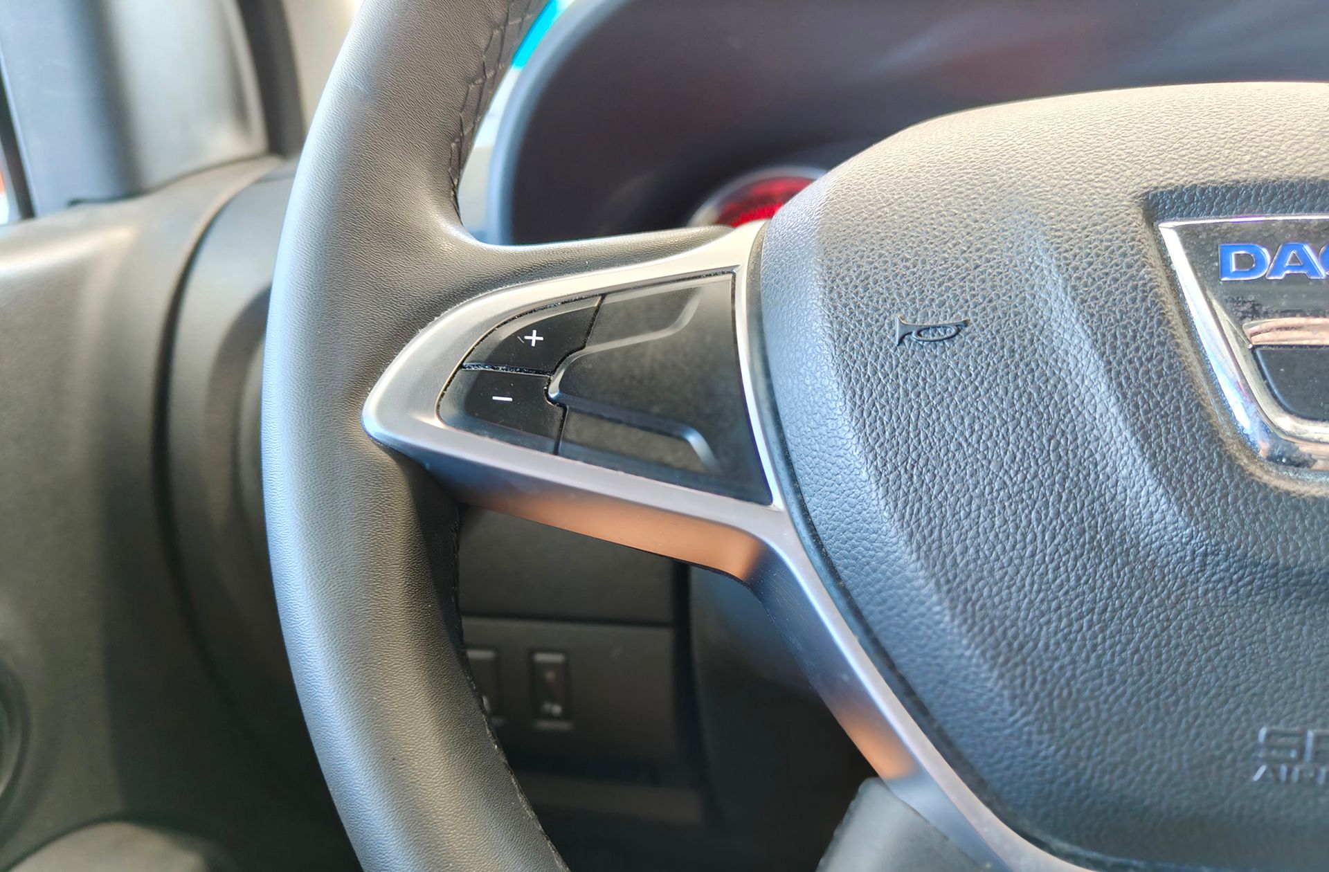 Dacia Lodgy Stepway Comfort dCi 7 plazas - foto 27