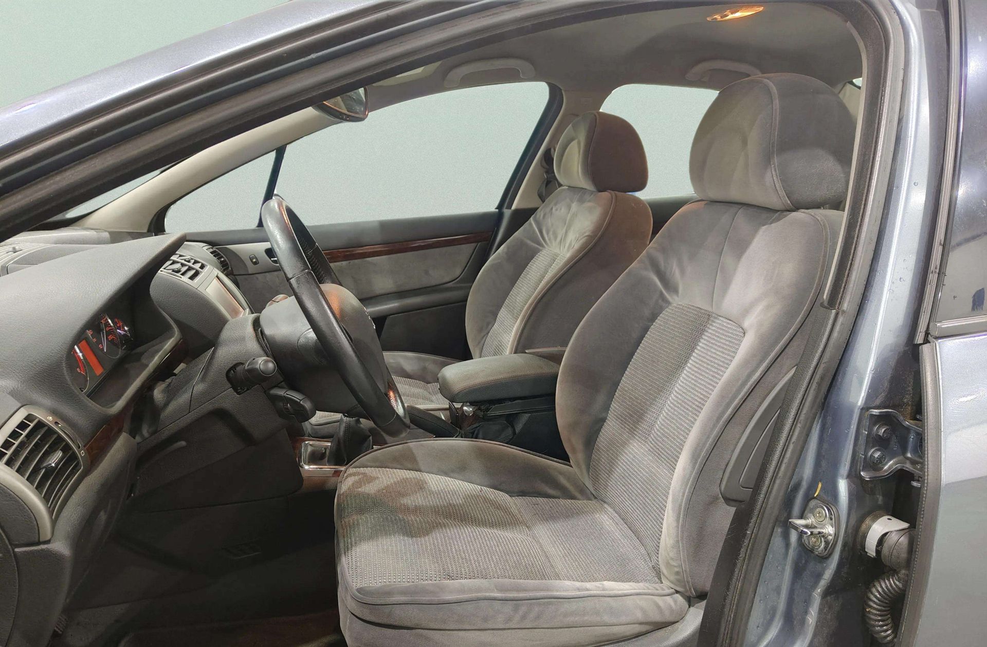 Peugeot 407 HDi 136 ST Confort Pack - foto 8