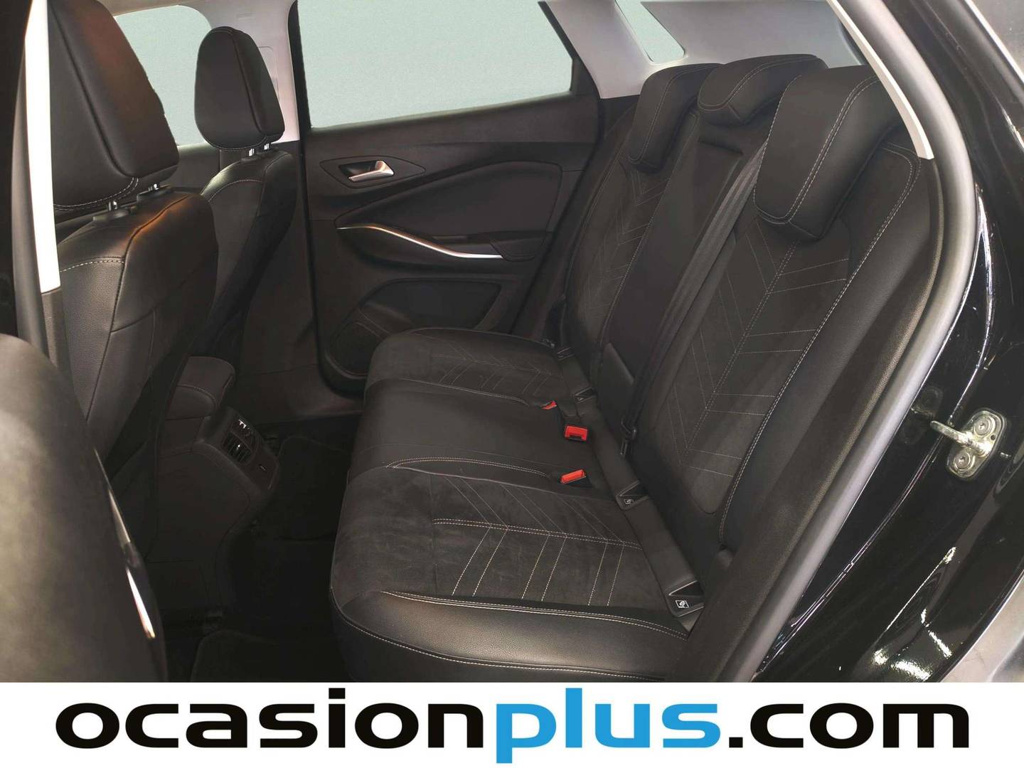 Foto asientos traseros Opel Grandland Opel Grandland 1.2 Turbo S&S GS (130 CV)