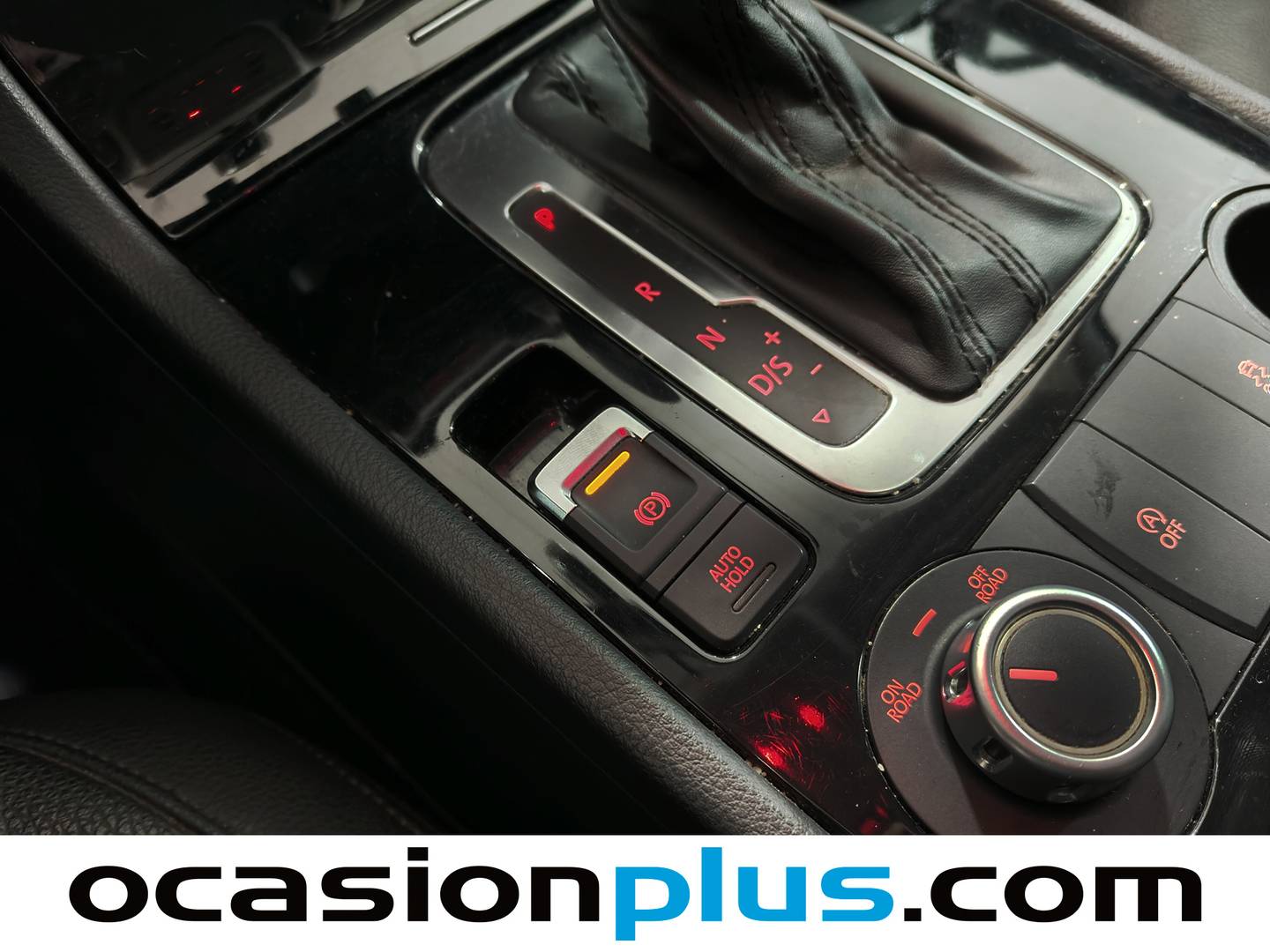 Foto Volkswagen Touareg Volkswagen Touareg R-Line 3.0 TDI V6 BMT (245 CV) Tiptronic