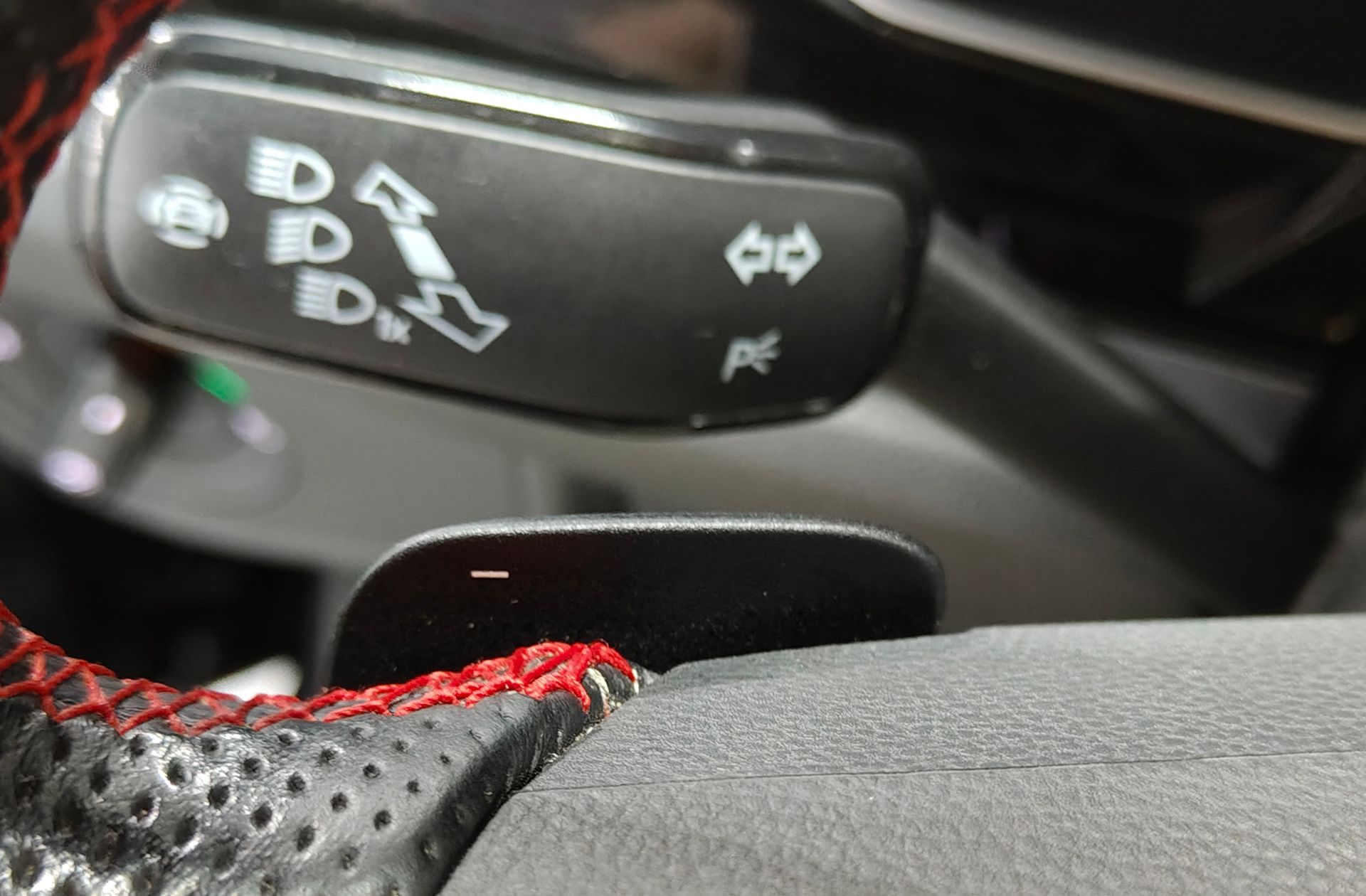 Volkswagen Polo GTI 2.0 TSI DSG - foto 29