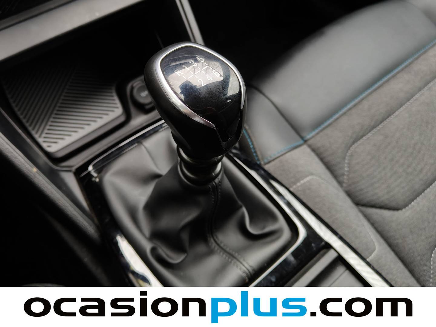 Foto Citroën C4 Citroen C4 PureTech 130 S&S 6v Feel Pack (130 CV)