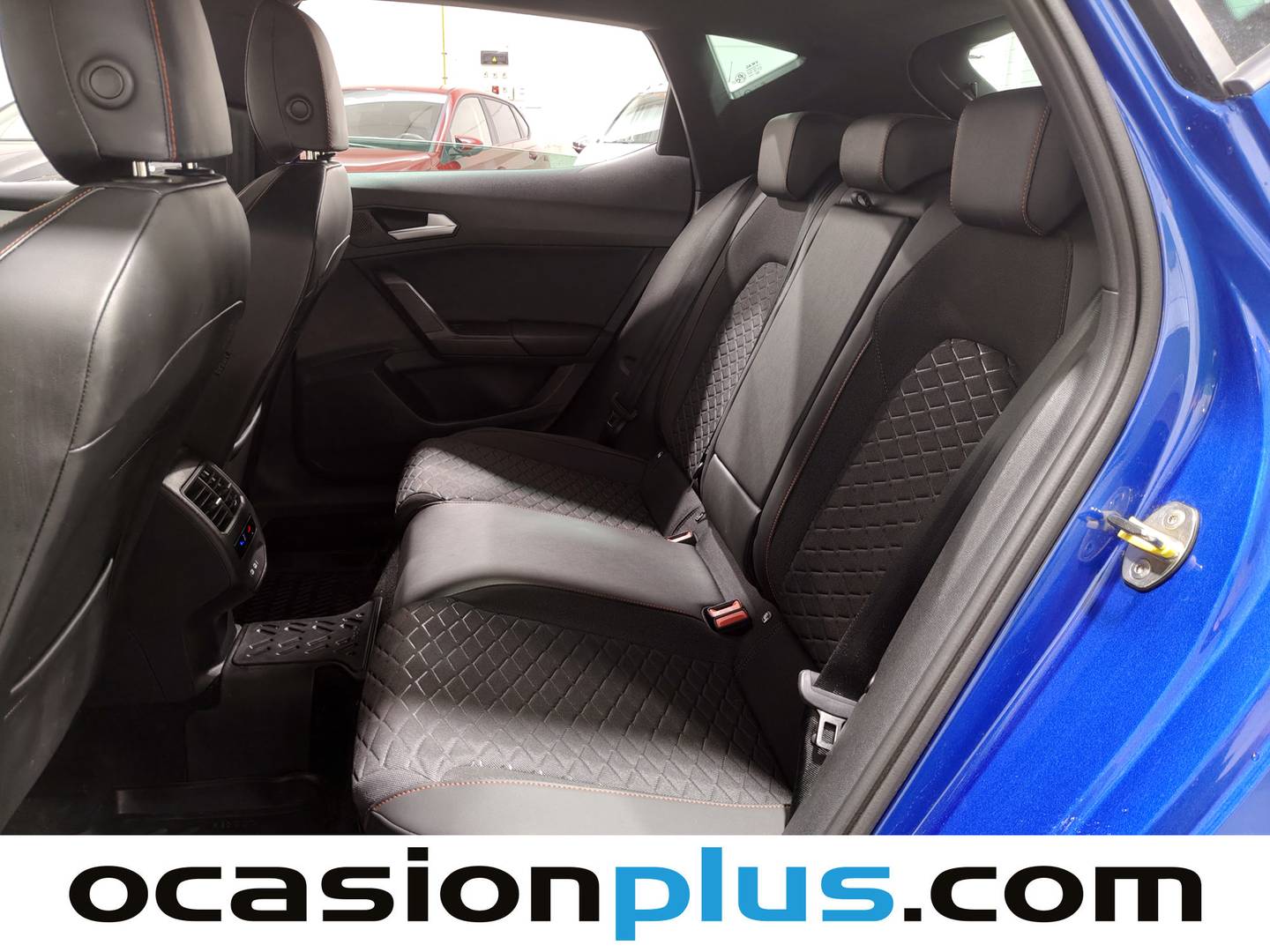 Foto asientos traseros Seat León Seat León 1.0 eTSI S&S FR XL DSG (110 CV)