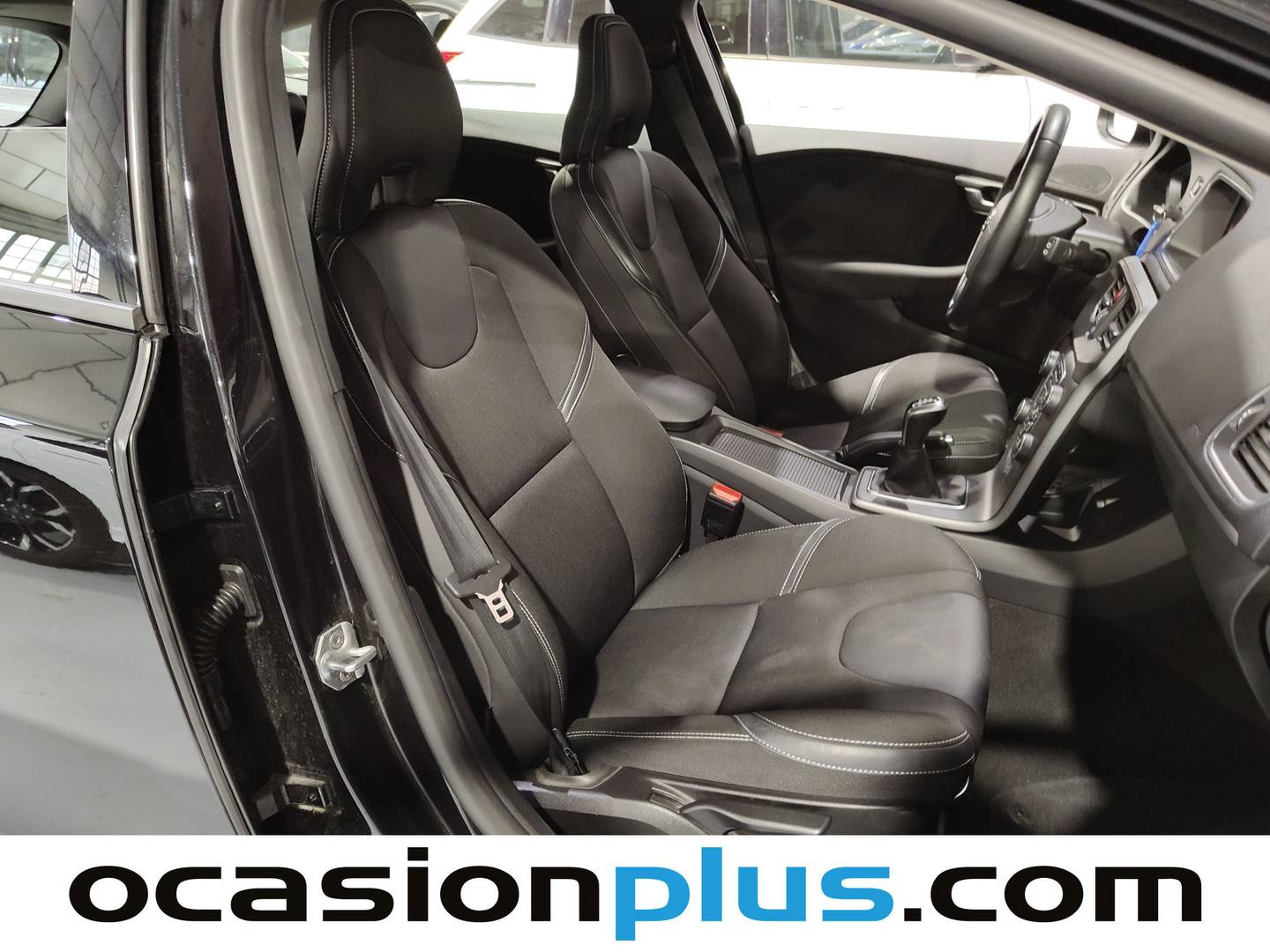 Foto Volvo V40 Volvo V40 D2 Momentum (120 CV)