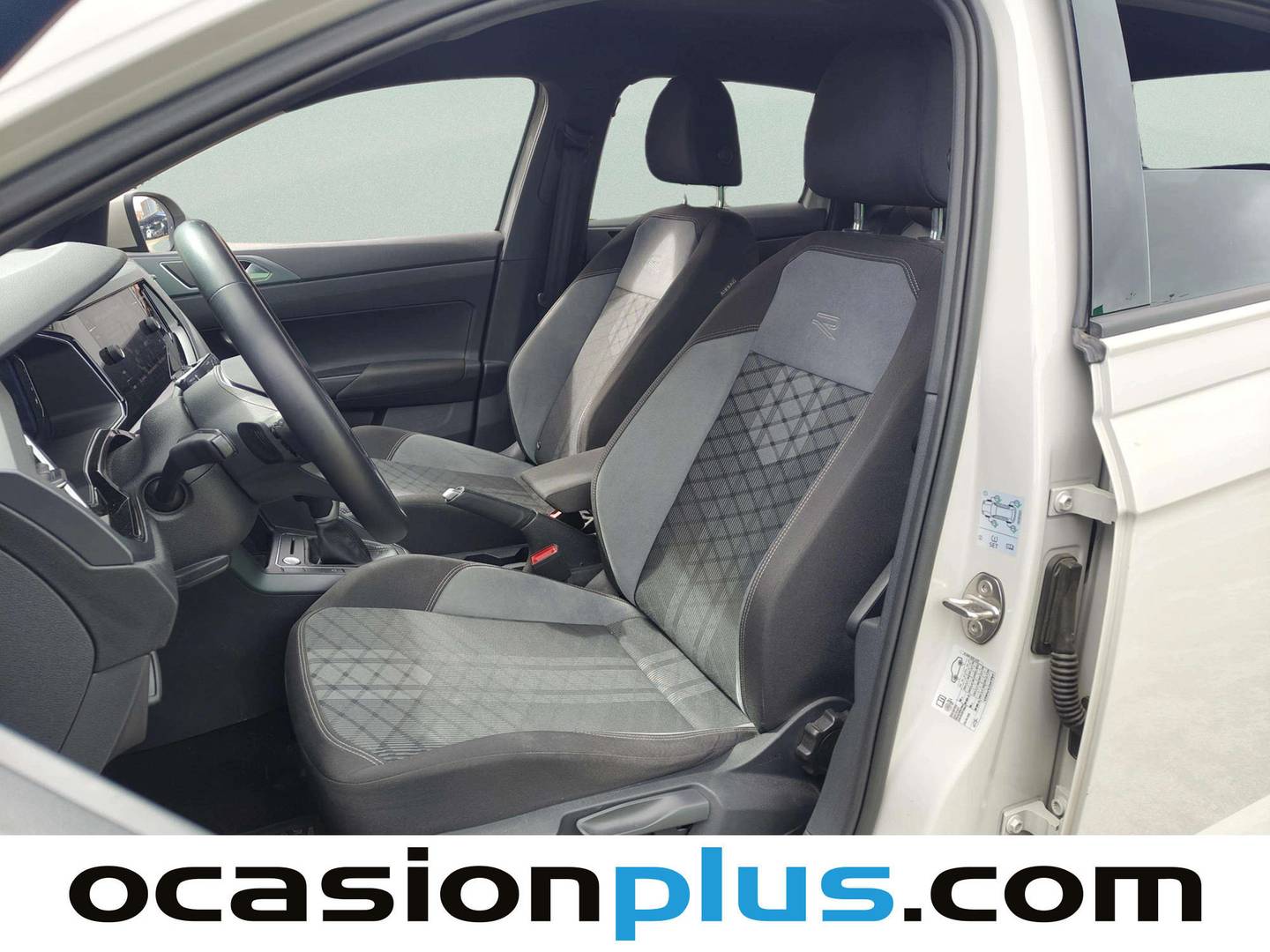 Foto asientos delanteros Volkswagen Taigo Volkswagen Taigo R-Line 1.5 TSI (150 CV) DSG
