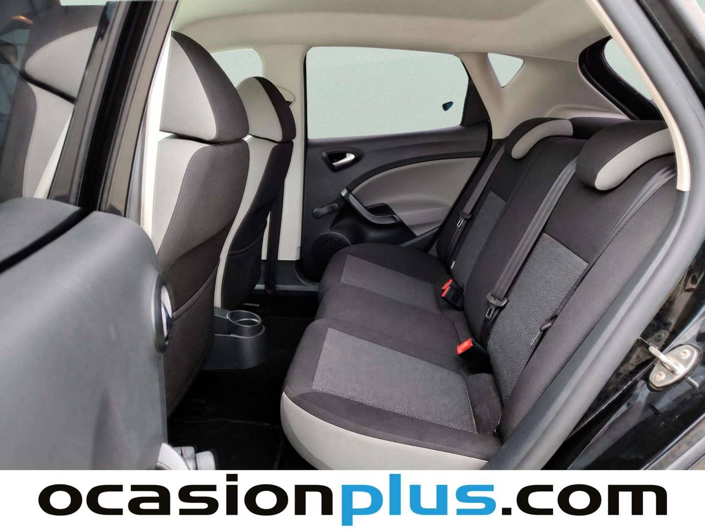 Foto asientos traseros Seat Ibiza Seat Ibiza 1.4 TDI Style (105 CV)