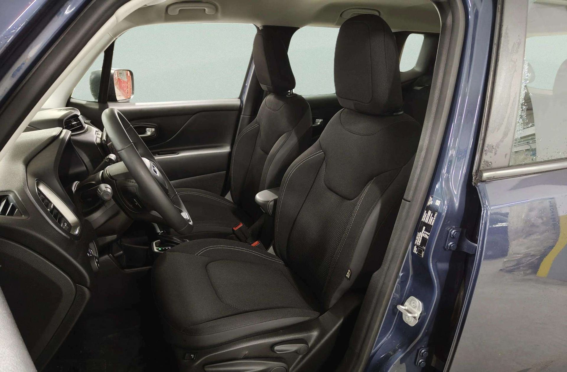 Jeep Renegade eHybrid 1.5 Altitude DCT - foto 13