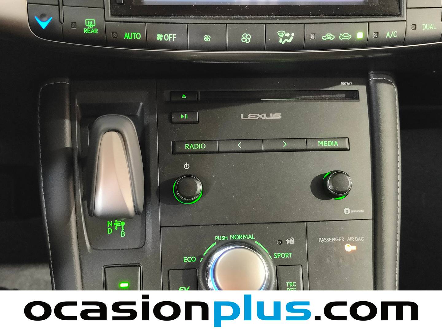 Foto Lexus CT Lexus CT 200h Business  (136 CV)