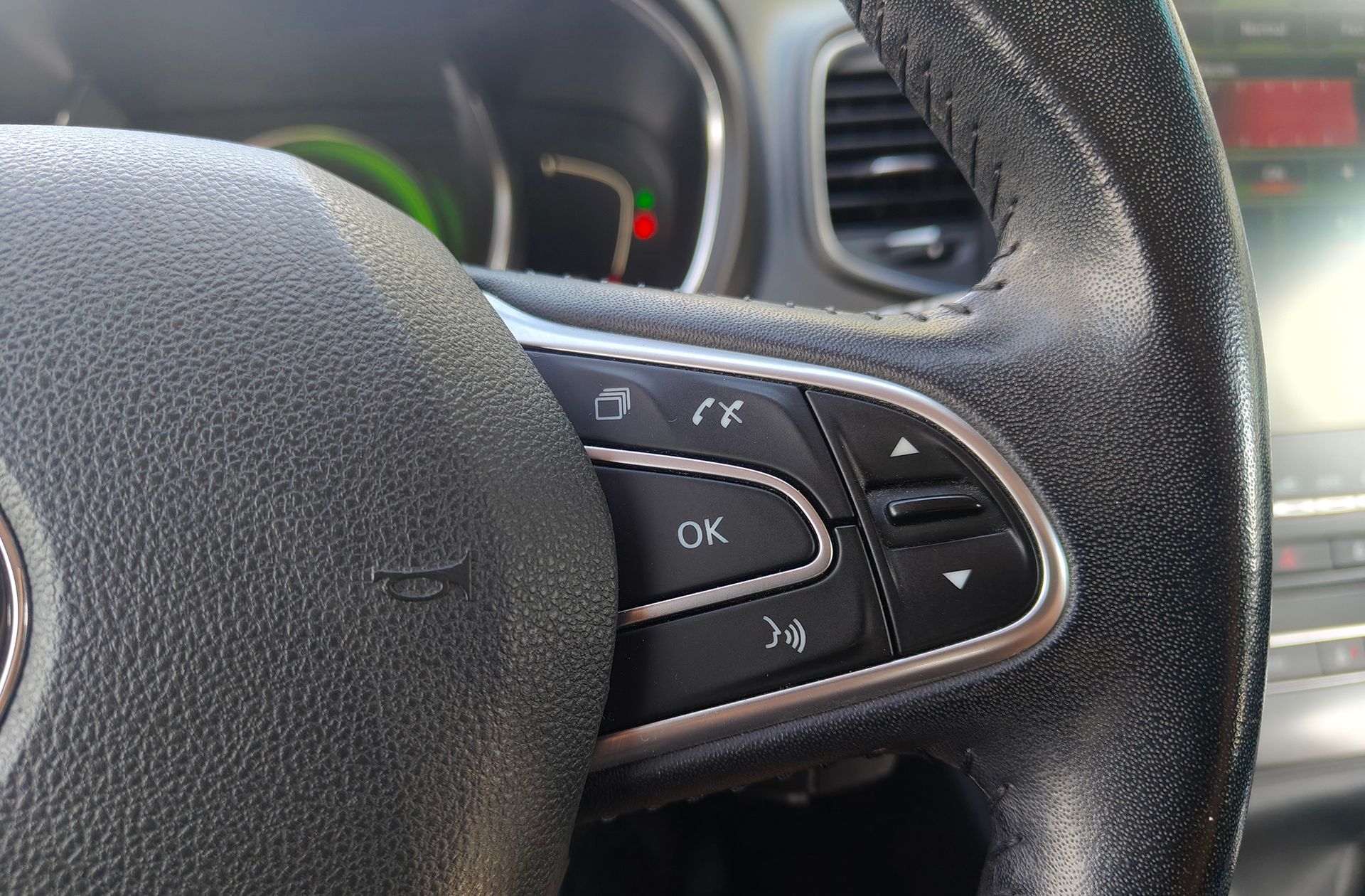 Renault Grand Scénic Zen TCe - foto 35