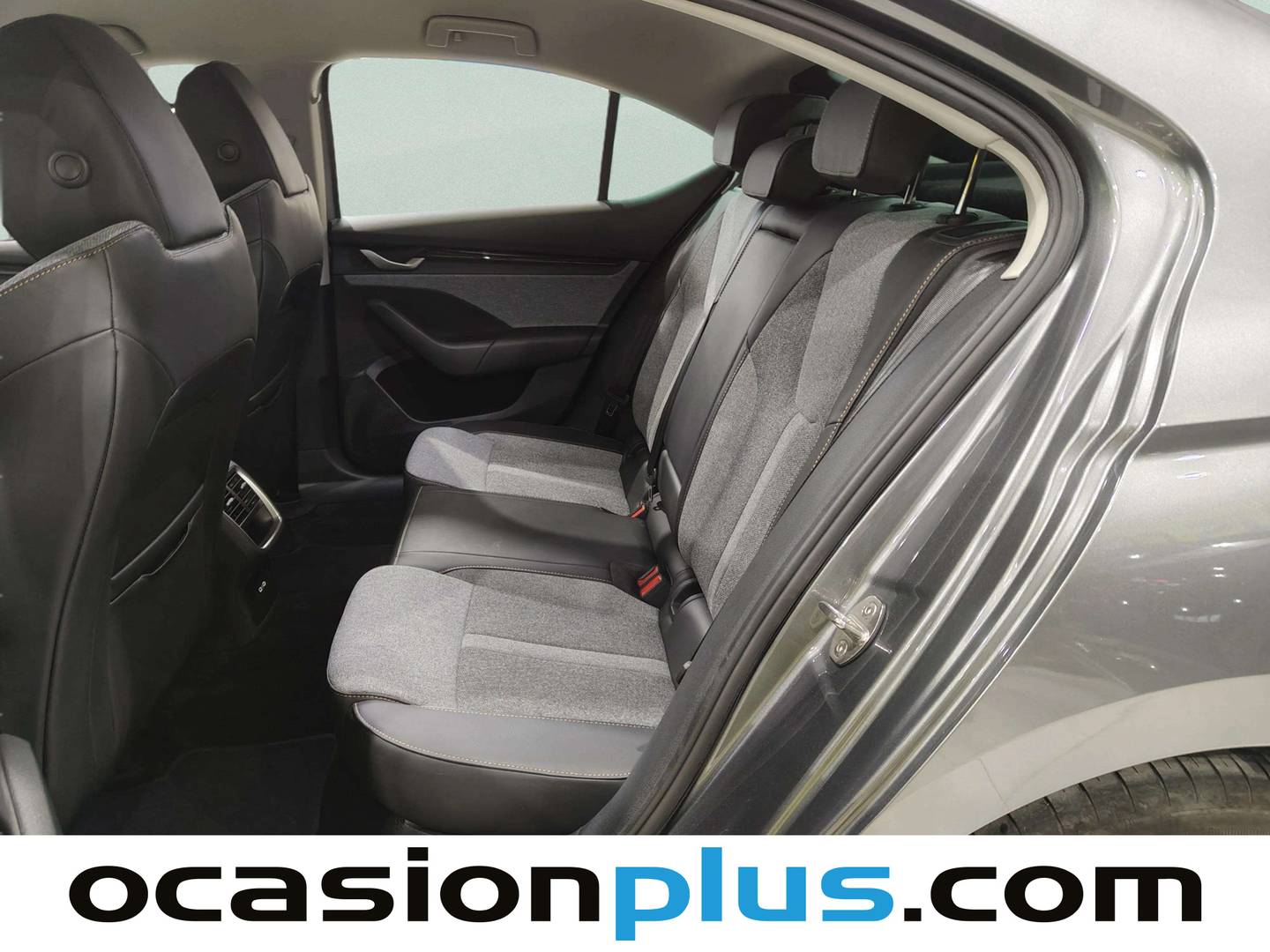 Foto asientos traseros Skoda Octavia Skoda Octavia 2.0 TDI Design DSG (150 CV)