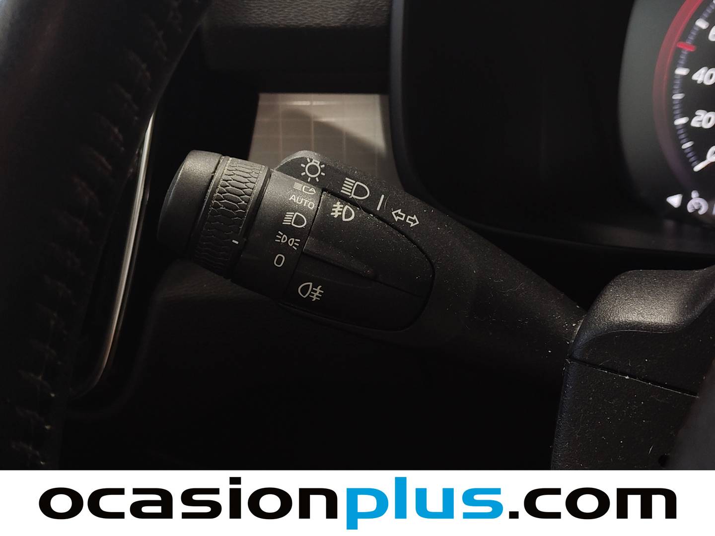 Acabados Volvo XC40 Volvo XC40 T2 Momentum Pro Auto (129 CV)