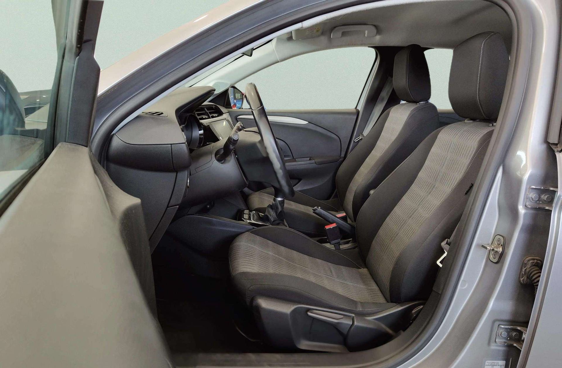 Opel Corsa 1.2 XEL Edition - foto 9