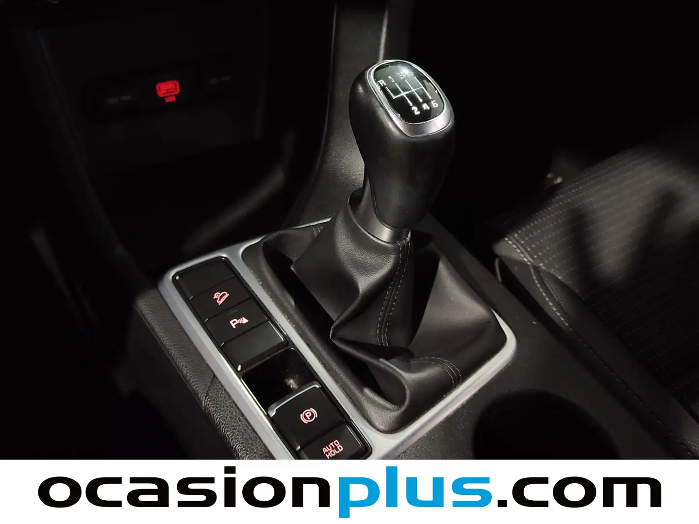 Foto KIA Sportage Kia Sportage 1.6 MHEV GT Line Essential 4x2 (136 CV)